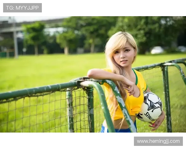 女孩心中的足球偶像是谁解析她们对明星球员的热爱与追随